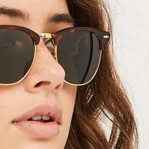 Ray Ban Clubmaster Tortoise Classic Sunglasses